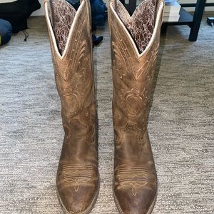 Ariat Cowgirl Boots